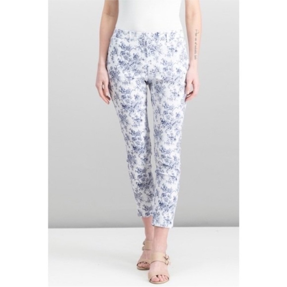Mario Serrani Blue and White Floral Cropped Pants Sz XL